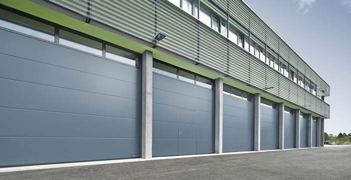 Seguretat en portes automàtiques | Portes i Automatismes Enric