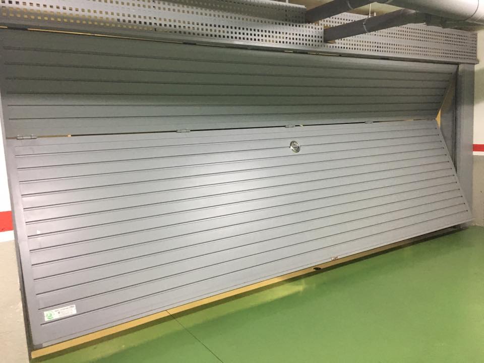 Puertas y Automatismos Enric - Mantenimiento de Puertas de Parking