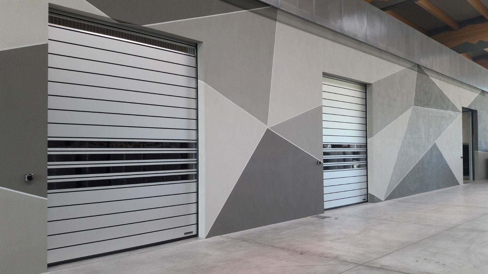 Seguridad en puertas automáticas | Puertas y Automatismos Enric